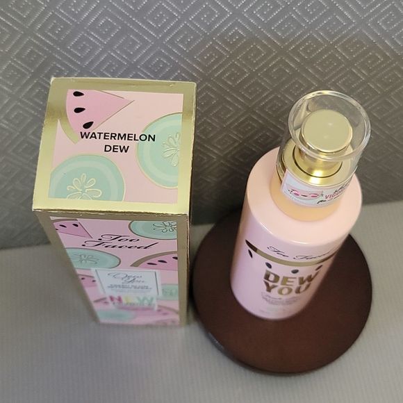 Too Faced Dew You Fresh Glow Setting Spray - Watermelon Dew (Sold Out Online) - Picture 2 of 6